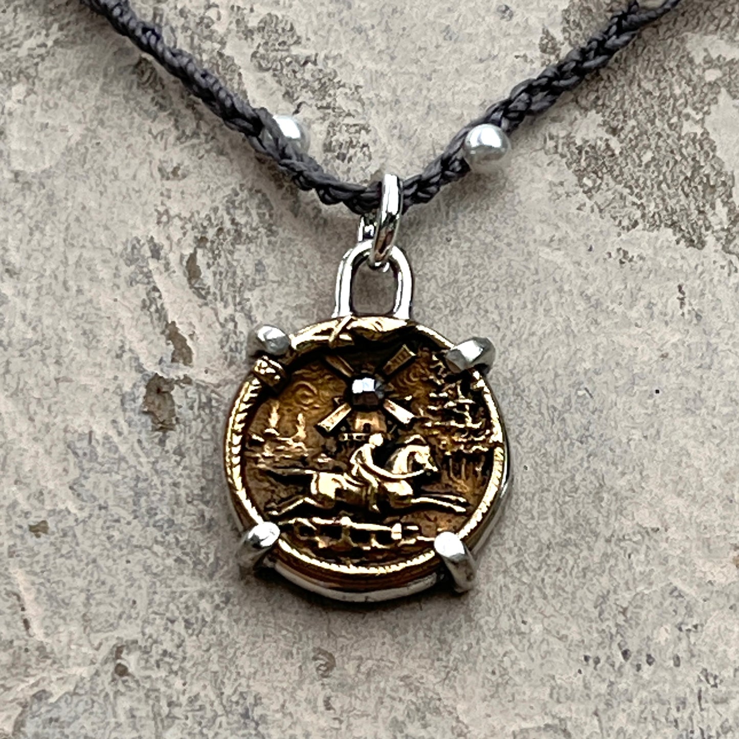 Little Lovely Dutch Horse Button Necklace
