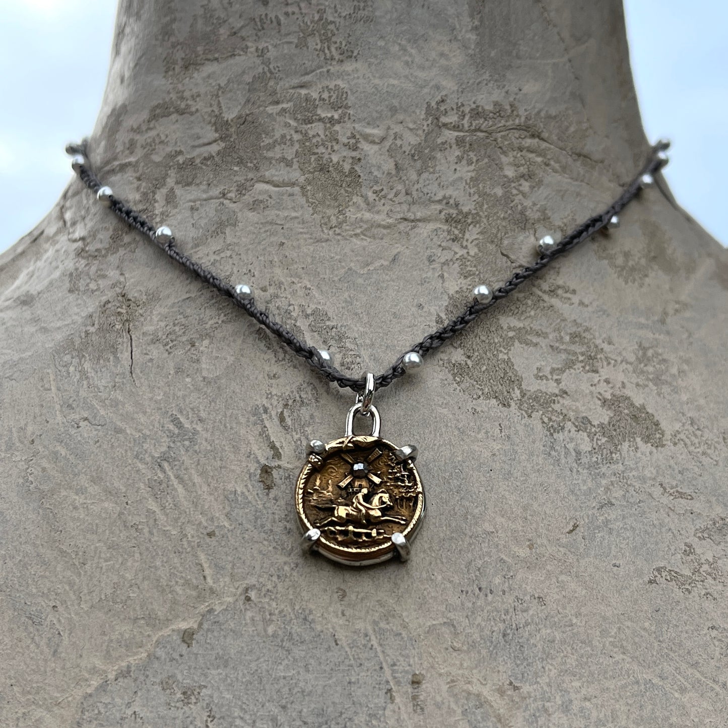Little Lovely Dutch Horse Button Necklace