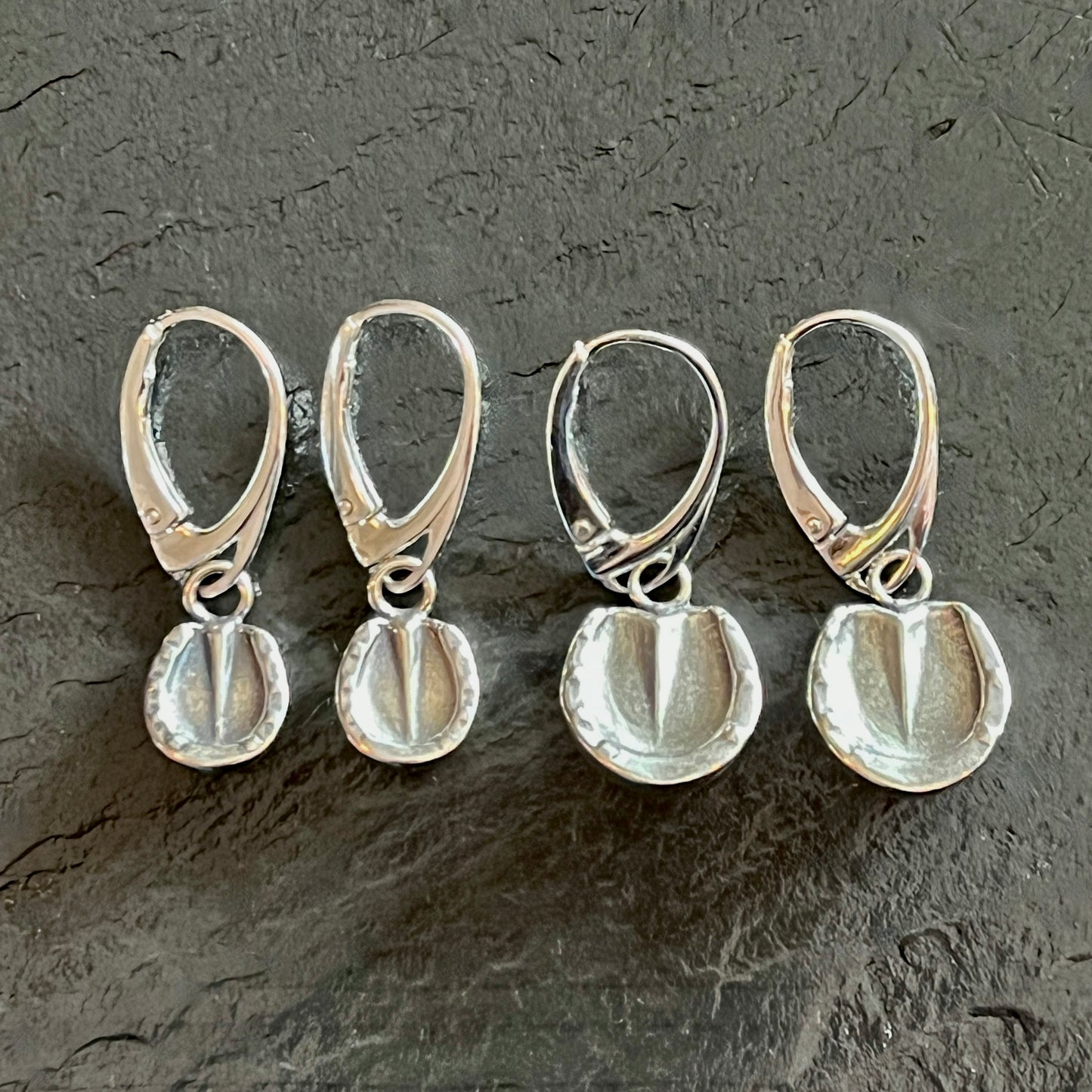 Sterling Hoofprints Leverback Earrings in Horse Size