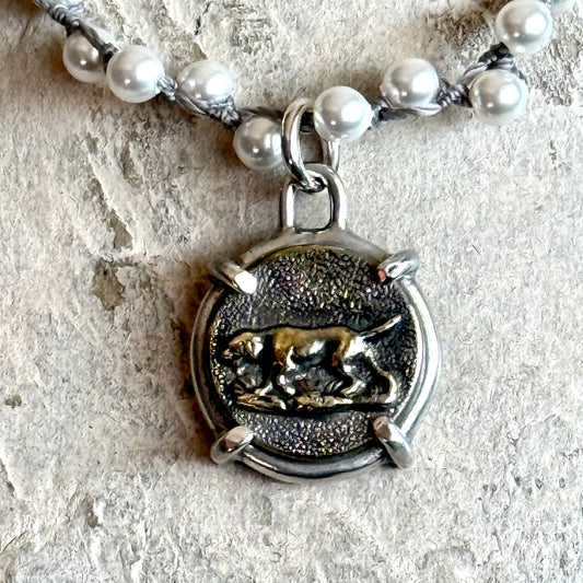 Little Lovely Intaglio Hunting Dog Button Necklace