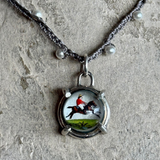 Little Lovely Intaglio Galloping Horse Button Necklace