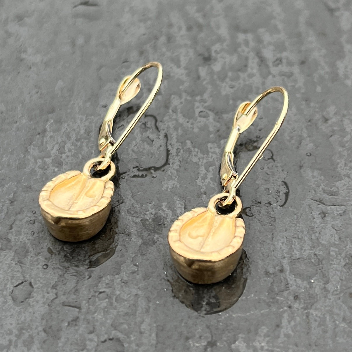 Pony Hoofprint Earrings in 14K Gold