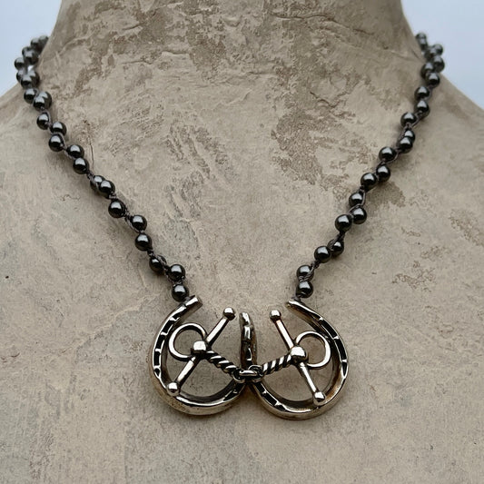 Twisted Luck on Pearls